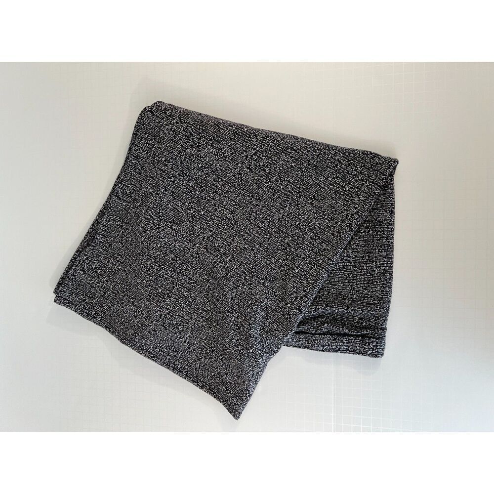 Lululemon Heather Gray Vinyasa Scarf OS EUC - Picture 4 of 6